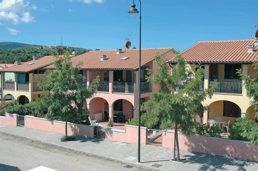 Apartamento Baia Fiorita Porto Azzurro Habitación foto