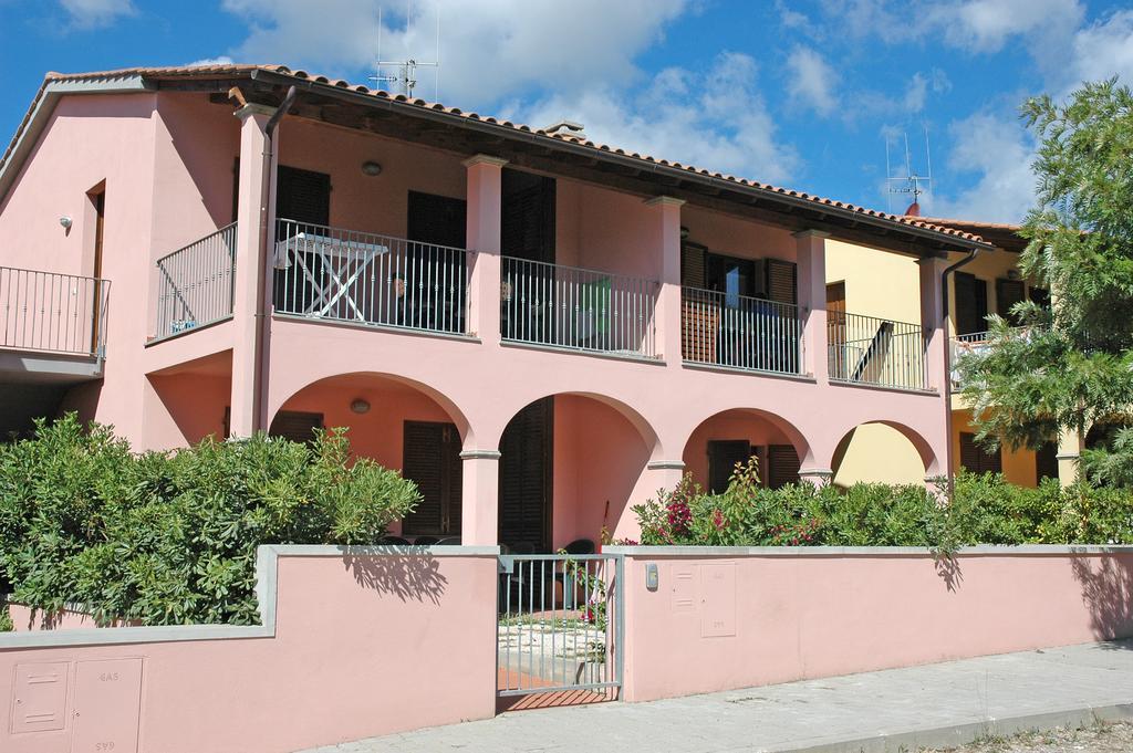 Apartamento Baia Fiorita Porto Azzurro Habitación foto