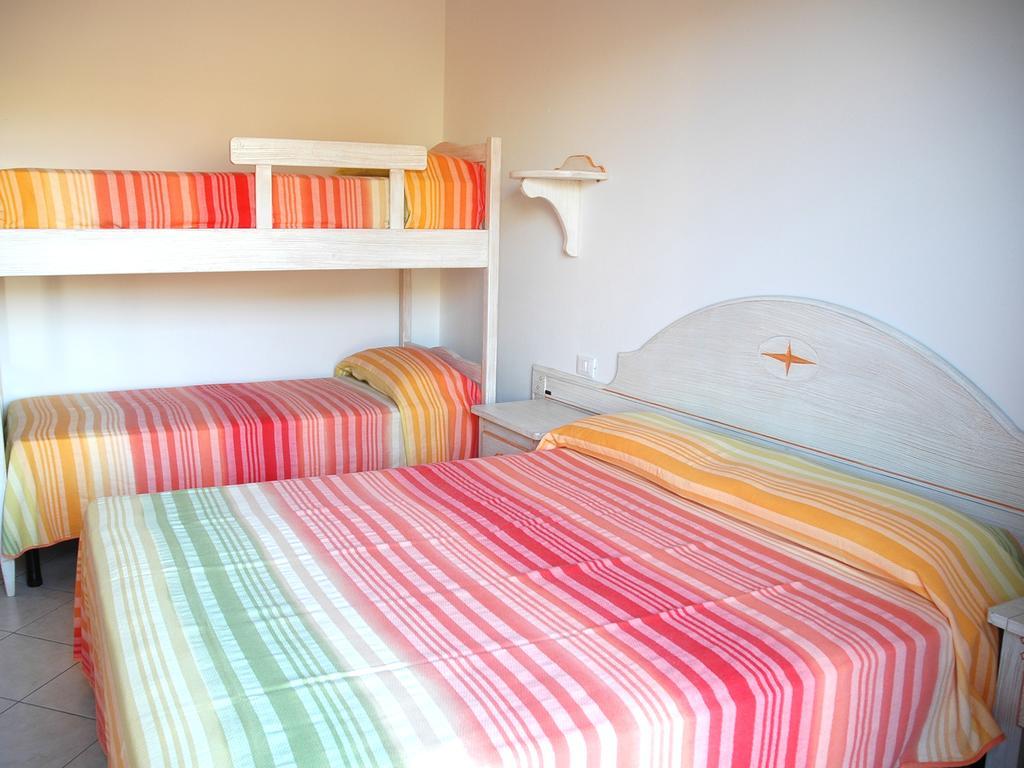 Apartamento Baia Fiorita Porto Azzurro Exterior foto