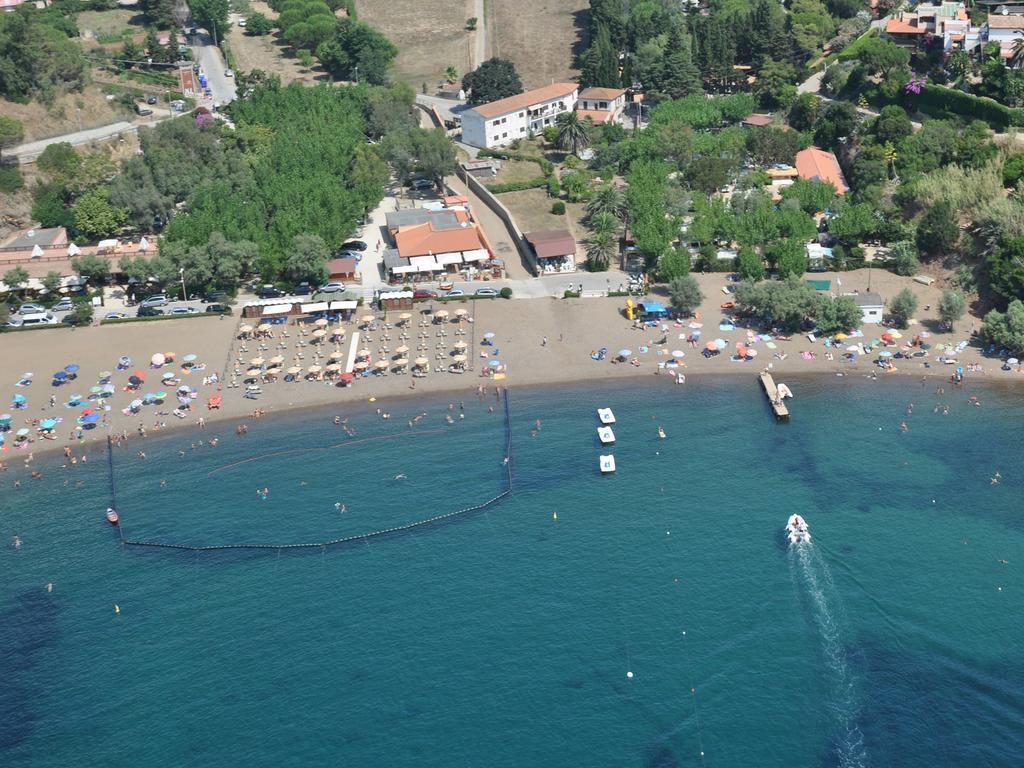 Apartamento Baia Fiorita Porto Azzurro Exterior foto